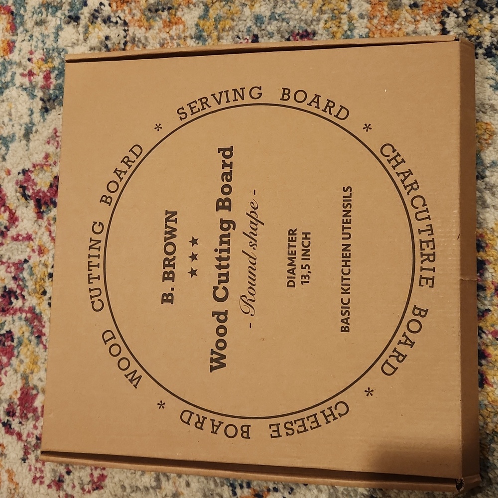 B. BROWN Wood Cutting Board - Natural